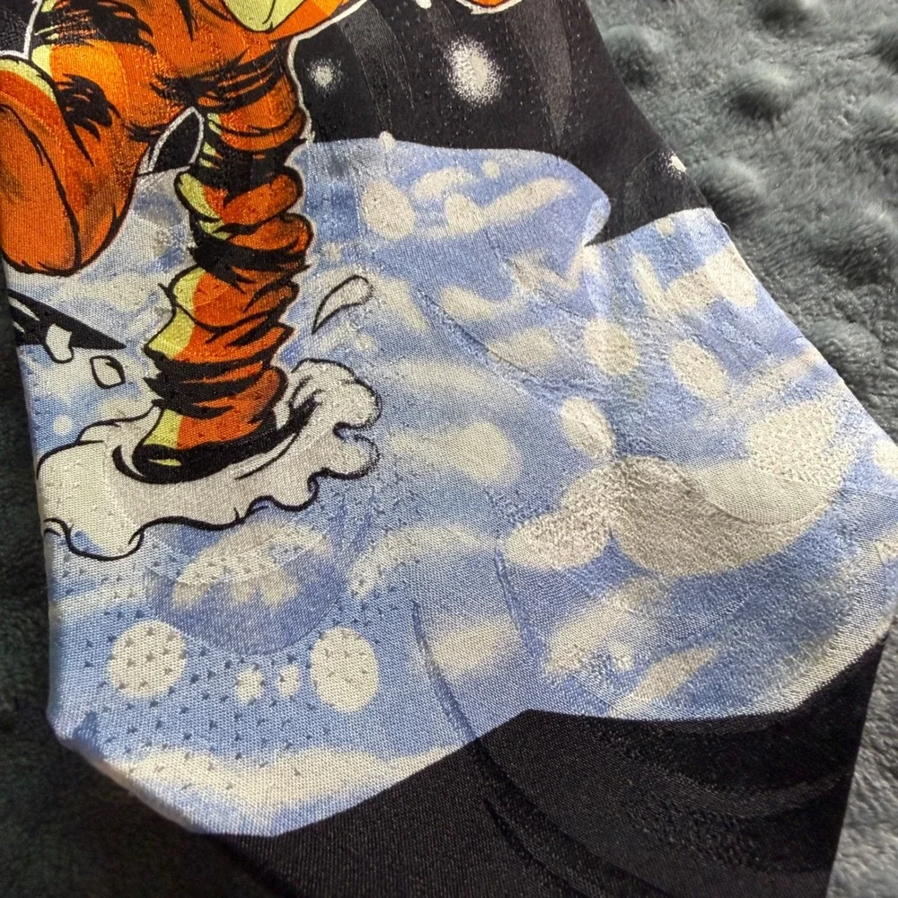 Disney Tigger Christmas Silk Tie Vintage Pooh Exquisite Apparel Holiday Black